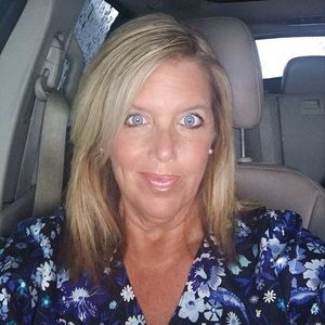 Meet your Posher, Joyce